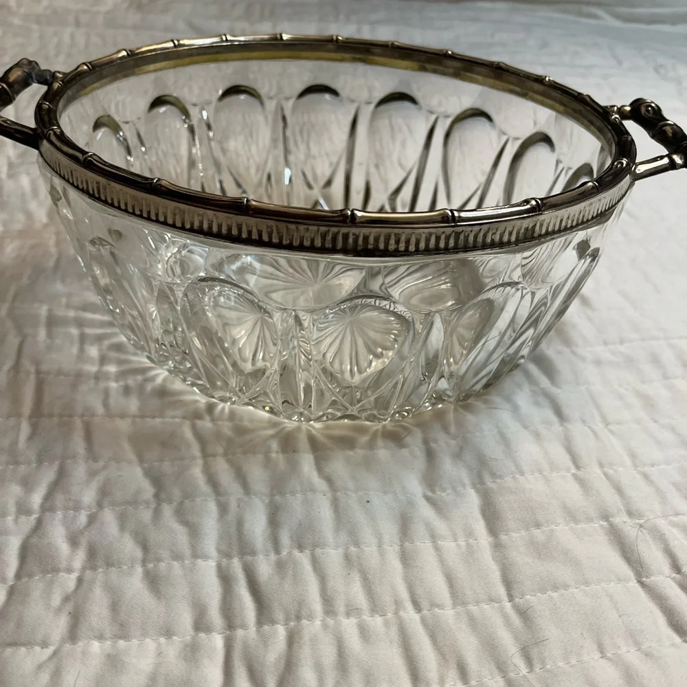 1960S ITALIAN CUT GLASS AND SILVER BAMBOO RIM SERVER BOWL